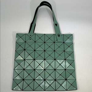 NWOT Chic Mint Green Geometric Tote